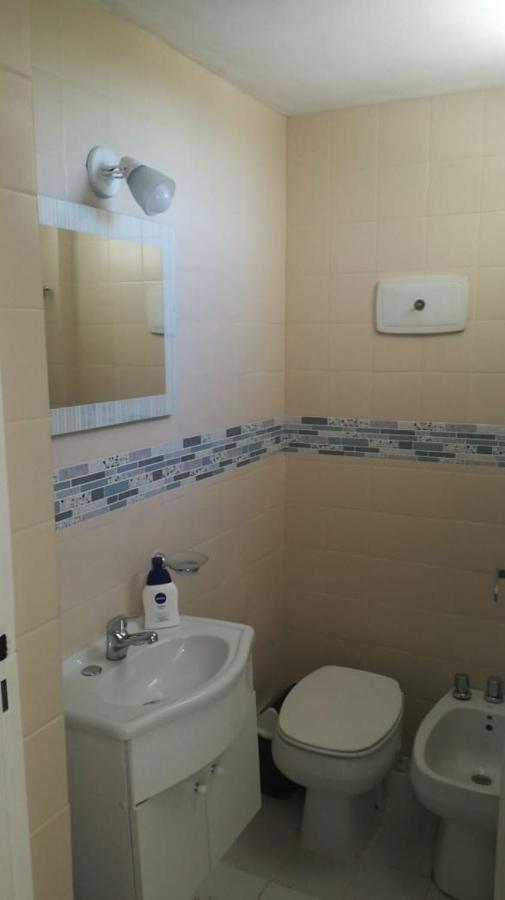 Acogedor Departamento Frente Al Parque Civico Apartment เมนโดซา ภายนอก รูปภาพ